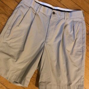 🌴BROOKS BROTHERS SHORTS - WAIST 32 GREAT FIT AND FEEL - CLASSIC🌴